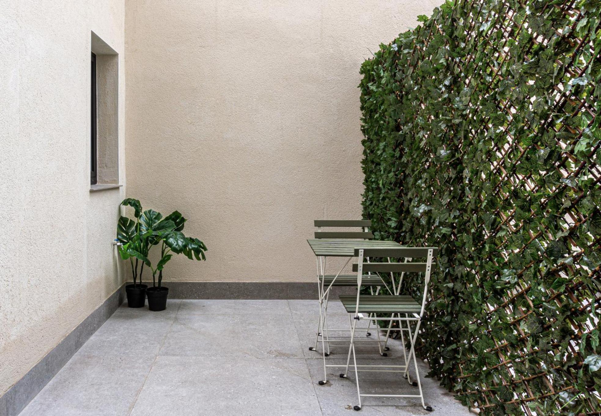 Osito Hub - Duque De Gaeta Lägenhet Valencia Exteriör bild